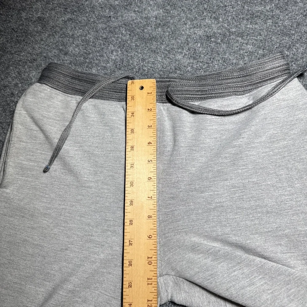 Mugsy Sweatpant Joggers Men Small Gray Stretch Tapered Drawstring Cozy Pants‎